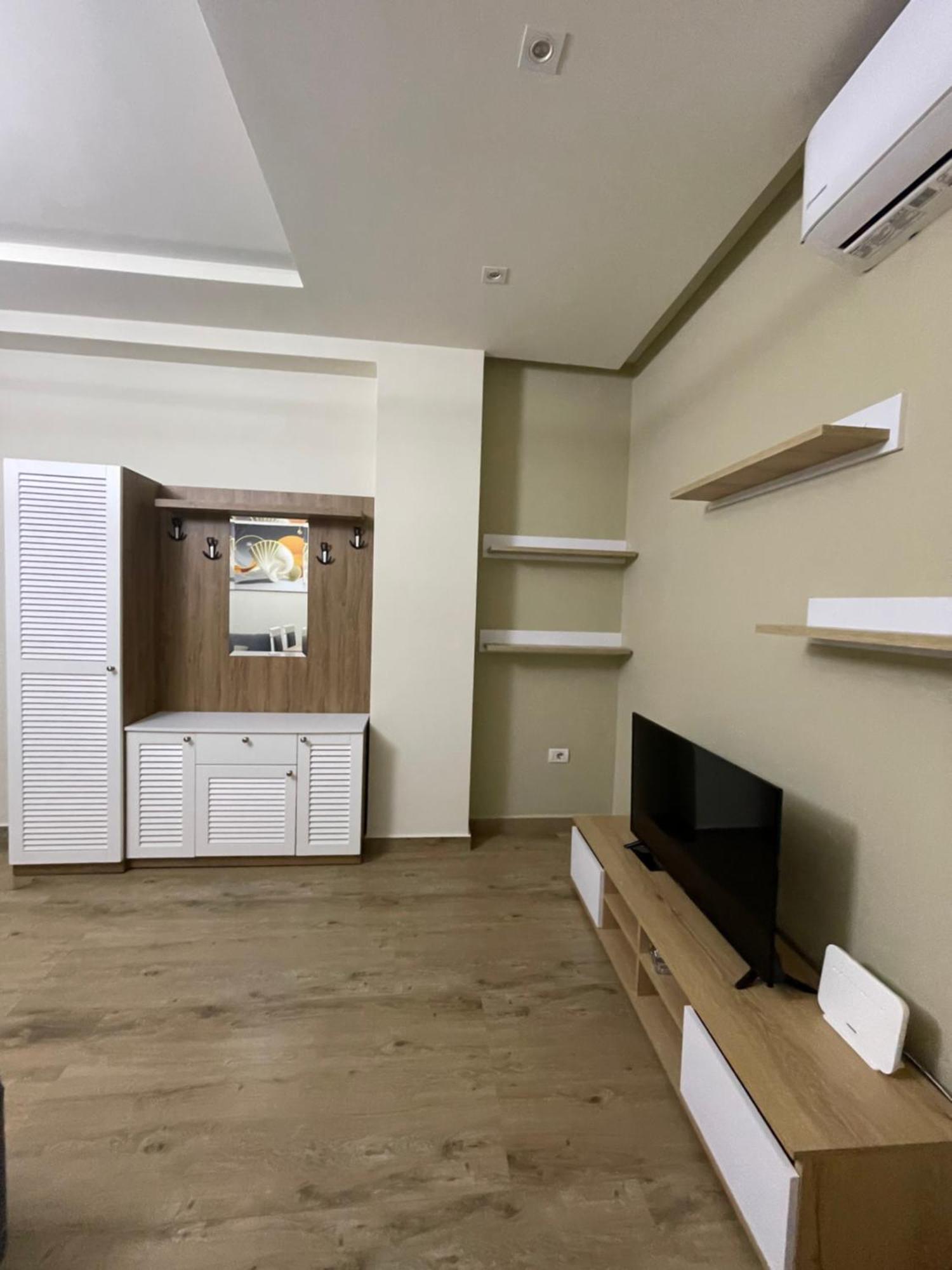 Condor Center Luxury Apartment Tirana Exterior photo