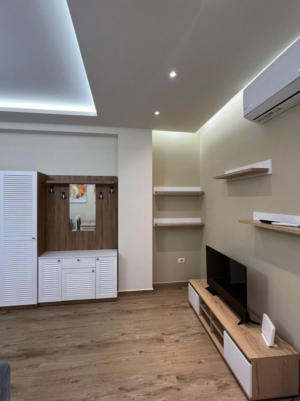 Condor Center Luxury Apartment Tirana Exterior photo