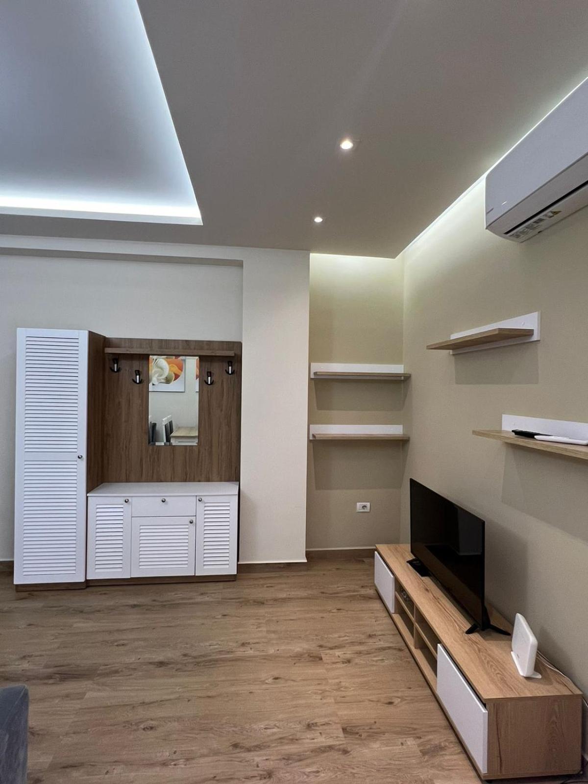 Condor Center Luxury Apartment Tirana Exterior photo