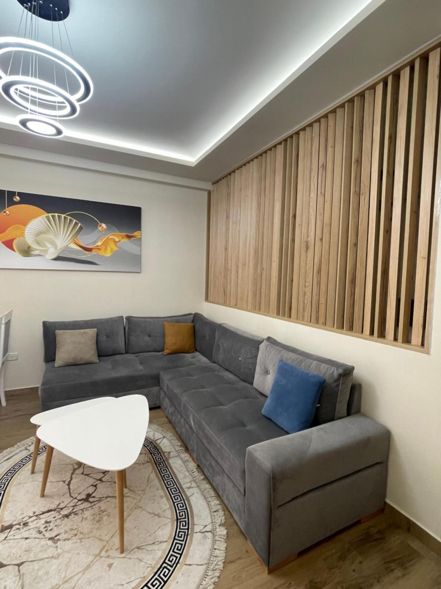 Condor Center Luxury Apartment Tirana Exterior photo